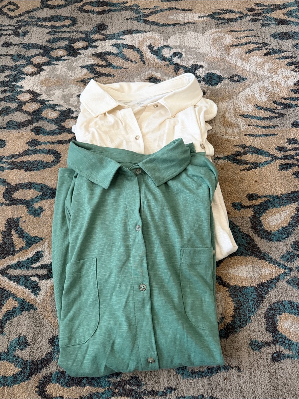 Sonoma Green Button-Front Women’s short sleeve tops